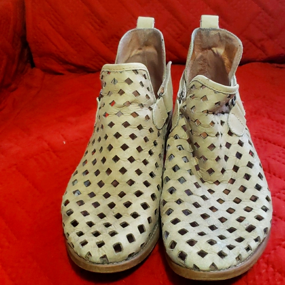 Musse and Cloud shoes